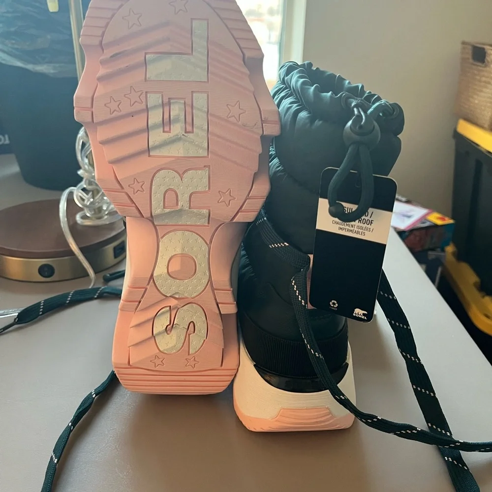 Sorel Women’s Boots size 9.5 - Picture 6 of 6